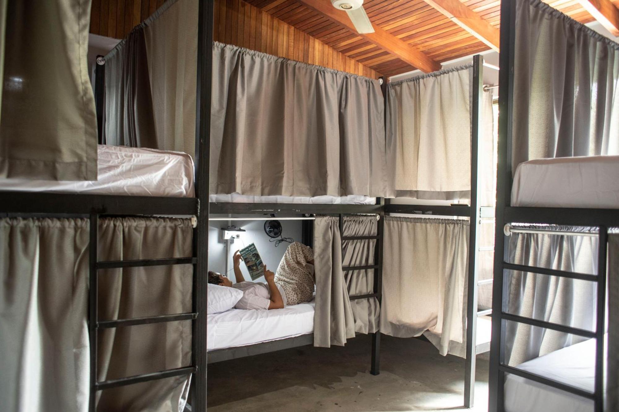 Argdivan Beach Hostel Sámara Dış mekan fotoğraf